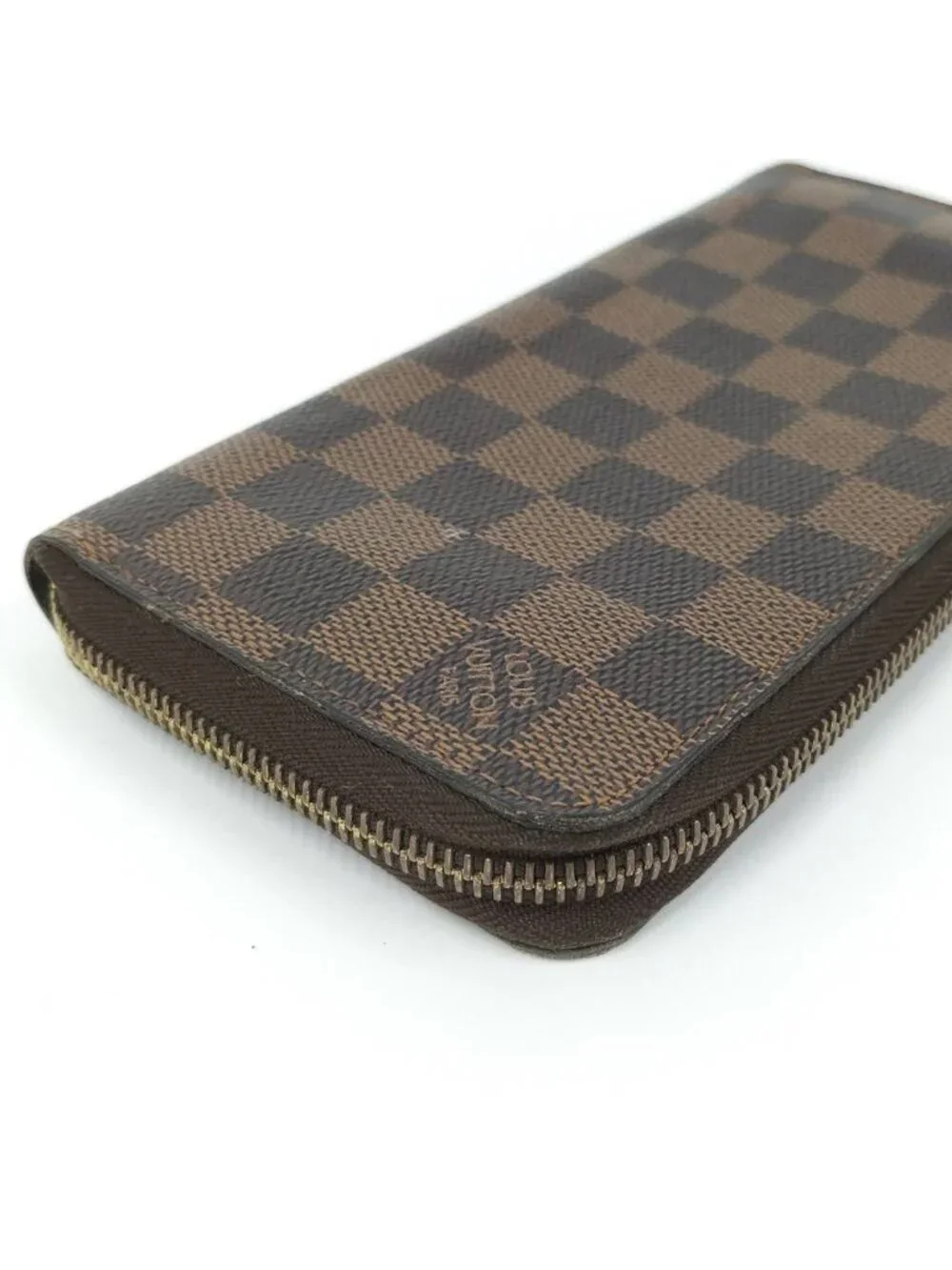 Louis Vuitton Zippy Wallet Damier